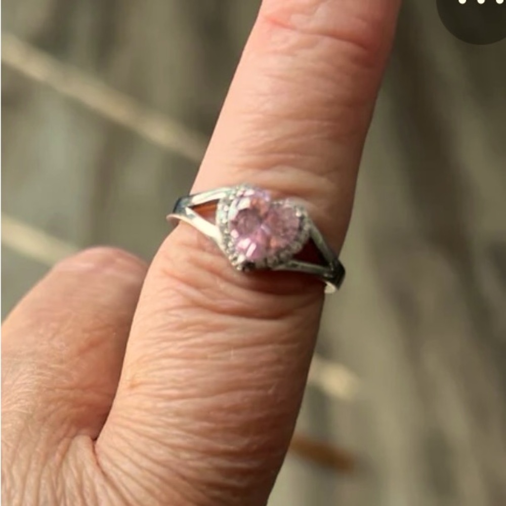 Size 7 heart shaped pink ring